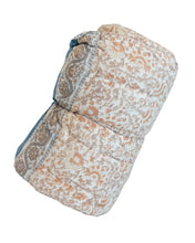 Indlæs billede til gallerivisning Sengetæppe Azalea quiltet
